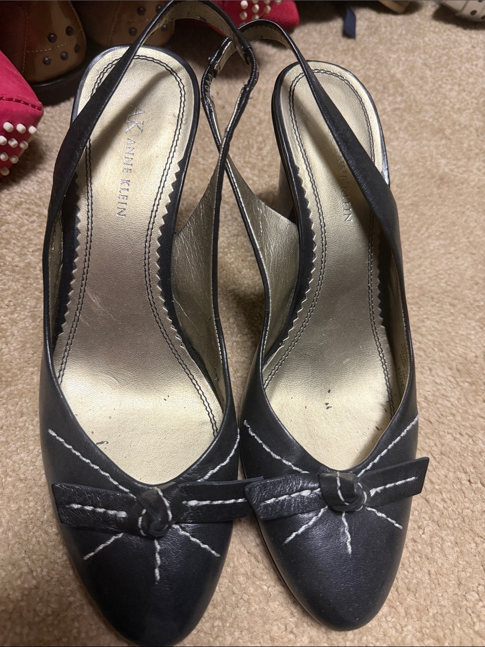 Anne Klein Black Leather Slingback Pumps with Bow Stitching